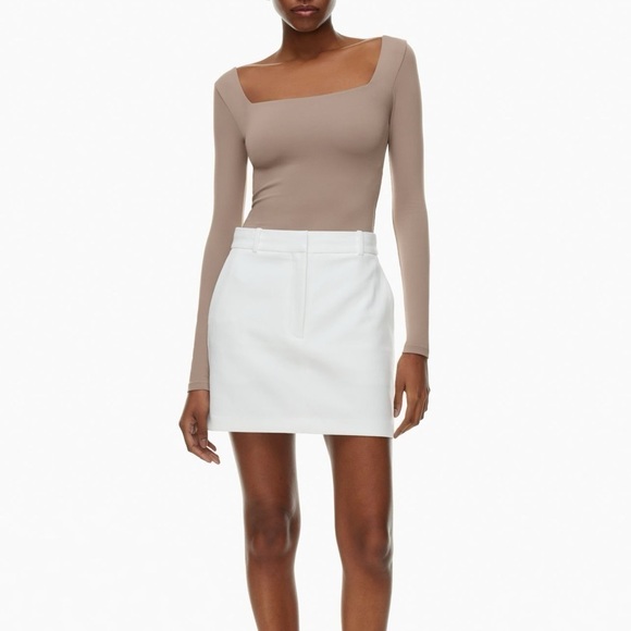 Babaton Square Neck Long Sleeve Bodysuit - Picture 5 of 13